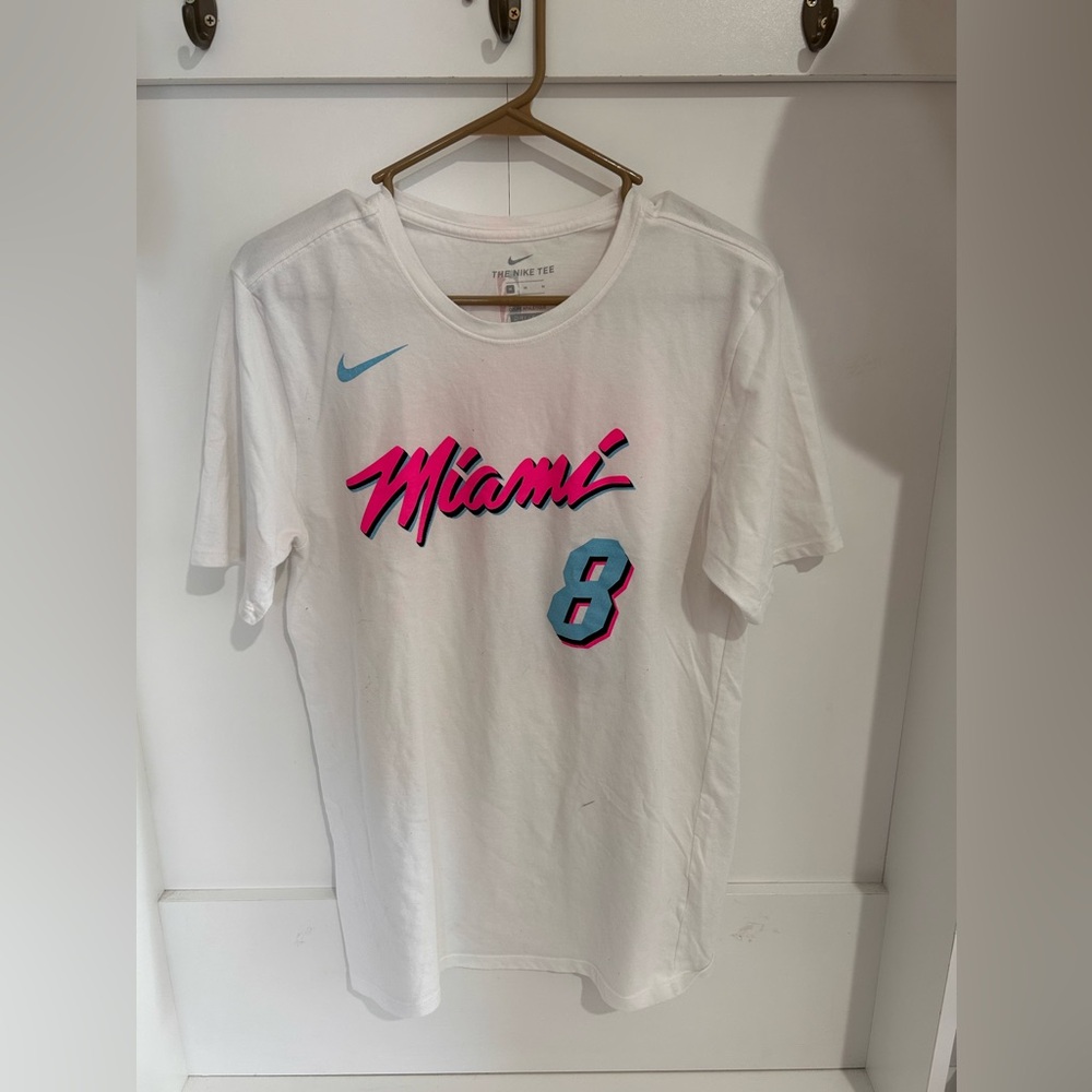 Nike Tee Shirt Miami Heat Size M- RARE